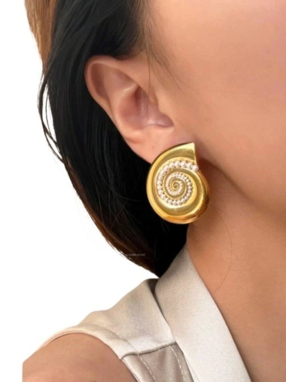 House Of Harlow 1960 Goldtone Pearl Snail Shell Earrings - NIB